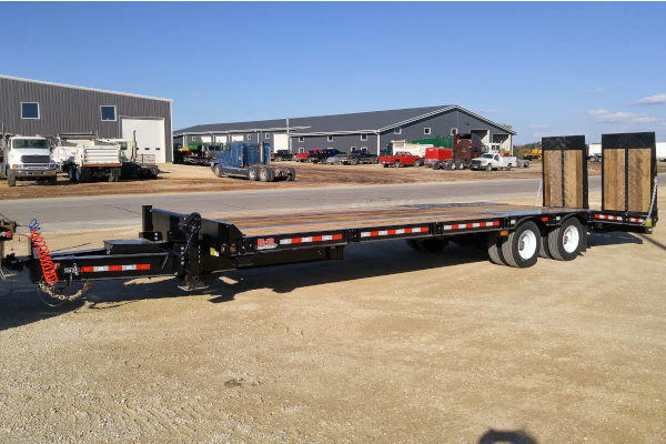 B-B Trailers | Air Tilts | Model Deckovers 40K Tag-Style Air Tilt for sale at Leonard Truck & Trailer, Inc., Ohio