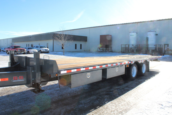 B-B Trailers Tag-Style Hydraulic Beavertail for sale at Leonard Truck & Trailer, Inc., Ohio