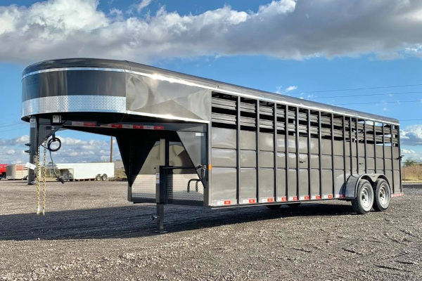 Delta Manufacturing Trailers | Livestock | Model 600 Heavy Duty Livestock Trailer for sale at Leonard Truck & Trailer, Inc., Ohio