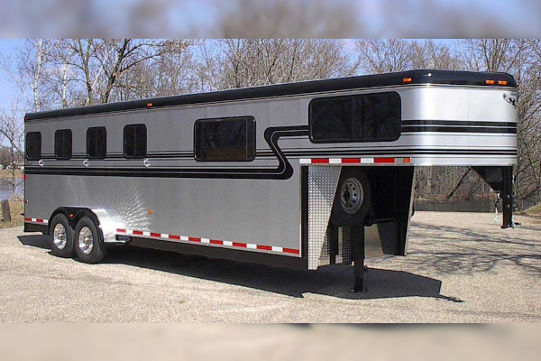 Hawk Trailers | Gooseneck | Model Model 124: 4 Horse Gooseneck Slant with Dress for sale at Leonard Truck & Trailer, Inc., Ohio