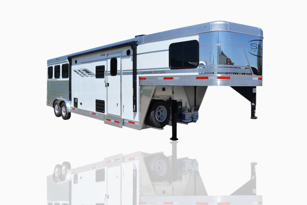 SMC Trailers | LARAMIE Horse Trailers | Model SL8X11DR LARAMIE™ for sale at Leonard Truck & Trailer, Inc., Ohio